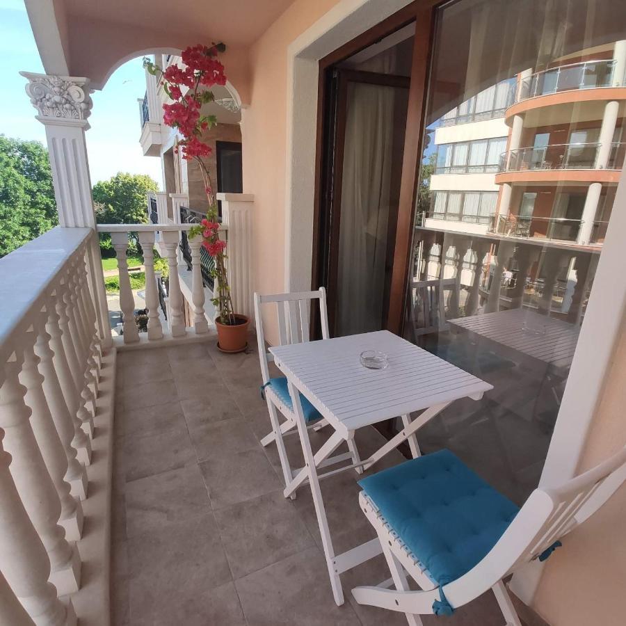 Valencia Gardens Deluxe Apartments Несебир Екстер'єр фото